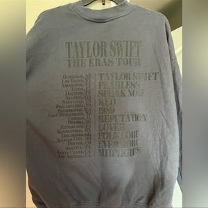 TAYLOR SWIFT ERA TOUR SWEATSHIRT NEW WITH TAGS
